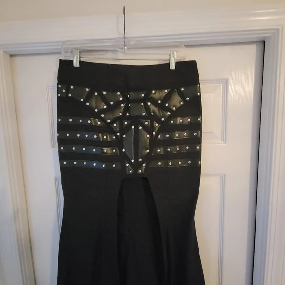 Mini Fishtale Skirt - Picture 9 of 12